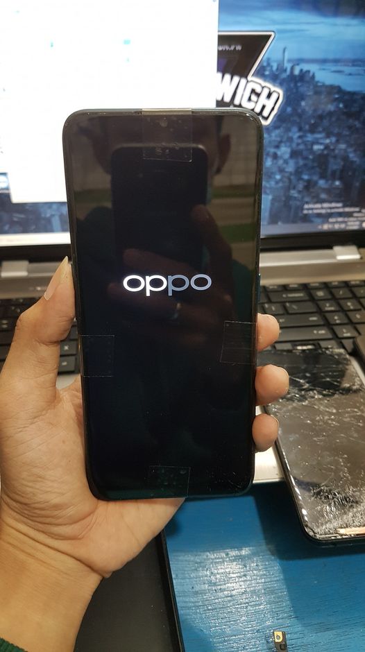 How to fix Oppo black screen problem